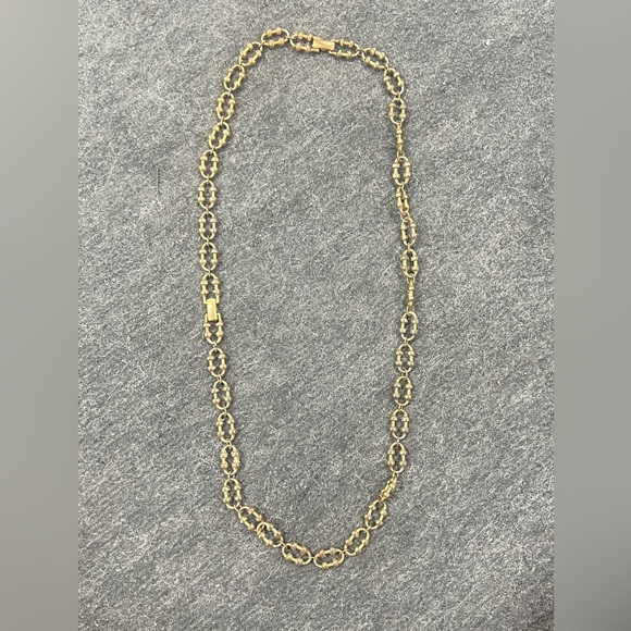 Vintage Avon Chain Necklace - Picture 1 of 6